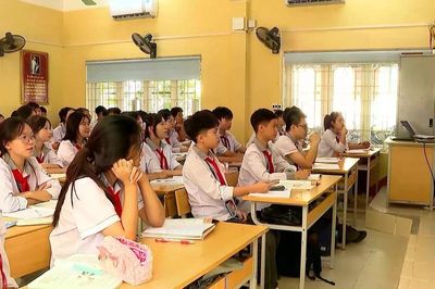 Từ 1/9/2026, có thể ký hợp đồng toàn thời gian với nhà giáo sau khi nghỉ hưu