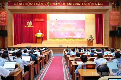 146 lãnh đạo cấp xã được huấn luyện nghiệp vụ PCCC và CNCH