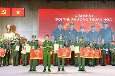 Xây dựng 'cánh tay nối dài' vững mạnh