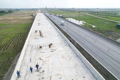 Bộ Xây dựng thúc tiến độ hoàn thiện dự án mở rộng cao tốc qua Ninh Bình