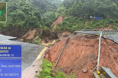 Mưa lũ gây sạt lở nghiêm trọng, chia cắt giao thông tại các tỉnh miền núi phía Bắc