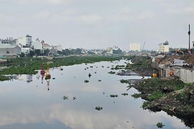 Siết việc xử lý bùn, đất và tận thu khoáng sản từ nạo vét sông, rạch