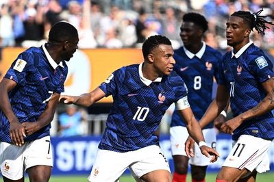 Siêu máy tính dự đoán tỷ lệ thắng Pháp vs Anh, tranh hạng ba World Cup 2026