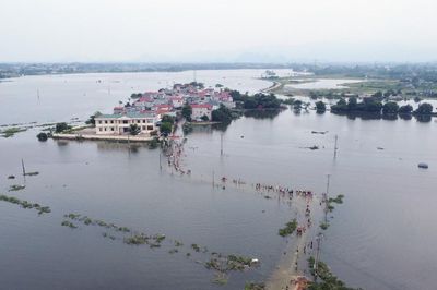 Lũ trên các sông Bắc Bộ có thể cao 5m, Hà Nội yêu cầu các xã, phường sẵn sàng ứng phó