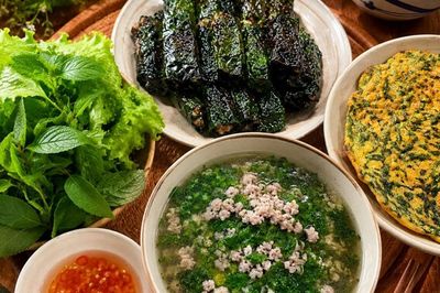 Một mớ lá lốt mà mẹ làm được 3 món, bữa cơm hôm ấy ngon ngoài sức tưởng tượng