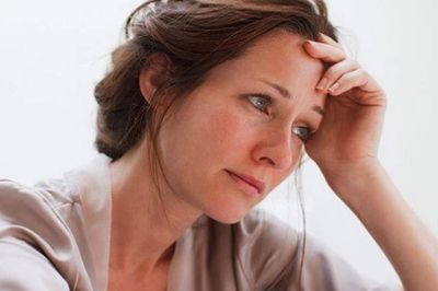 Tuổi già mới thấm: Muốn sống hạnh phúc bên con cháu, có 2 việc cha mẹ càng sớm buông bỏ càng tốt