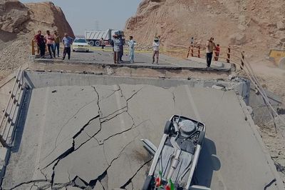 Iran cáo buộc Mỹ không kích nhà máy điện hạt nhân
