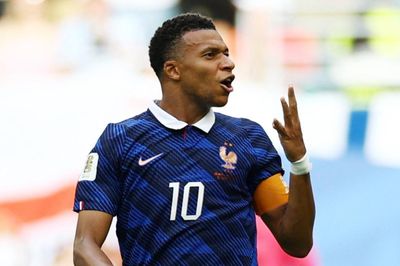 Mbappe: 'Messi chắc chắn ghi bàn ở chung kết'