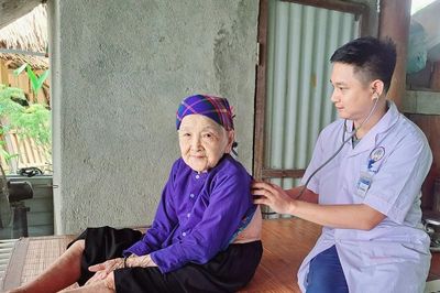 Lào Cai: Khám sức khỏe miễn phí tri ân người có công với cách mạng