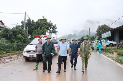 Hướng về tâm lũ Mường Than