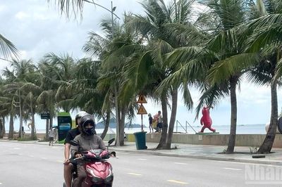 Thời tiết ngày 19/7: Bắc Bộ có mưa rào và dông, Trung Bộ có nơi nắng nóng gay gắt