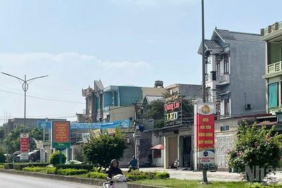 Cảnh báo nắng nóng ở đồng bằng Bắc Bộ, Trung Bộ và lũ trên các sông ở Bắc Bộ