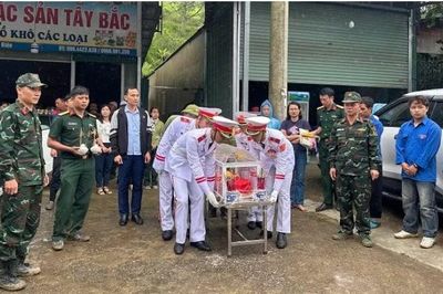 Chung niềm xúc động tri ân…