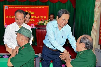 Chủ tịch Quốc hội Trần Thanh Mẫn tri ân người có công với cách mạng tại TPHCM