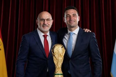 Sự tương đồng kỳ diệu giữa Lionel Scaloni và Luis De la Fuente