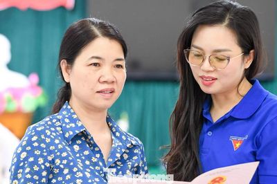 Đoàn viên cơ sở góp sức 'làm sạch' dữ liệu đất đai ở Hà Nội