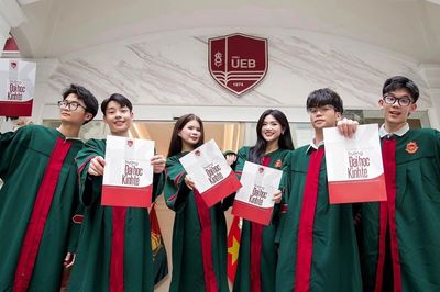 Những trường đại học nào có học phí trên 100 triệu đồng/năm?