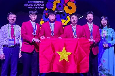 Việt Nam giành 4 Huy chương Bạc Olympic Sinh học quốc tế năm 2026