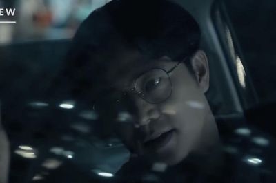 'Dưới ô cửa sáng đèn' tập 28: Sinh đau lòng khi thấy Diệu ngủ trên xe của Sơn