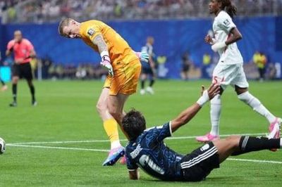 Vợ chồng cãi nhau vì World Cup: Đừng để đam mê bóng đá làm rạn nứt hạnh phúc gia đình
