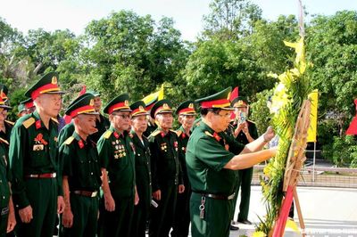 Ban liên lạc Sư đoàn 320 tổ chức chuỗi hoạt động tri ân nhân kỷ niệm 79 năm Ngày Thương binh - Liệt sĩ