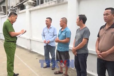 Triệt phá 2 nhóm cá độ bóng đá, bắt hàng chục đối tượng