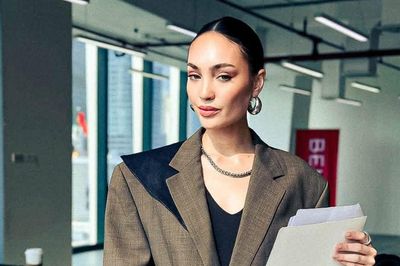 Loại cựu Hoa hậu Hoàn vũ khỏi một chương trình