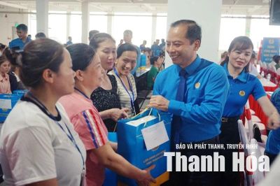 Khơi dậy nguồn lực tăng trưởng từ đội ngũ công nhân lao động