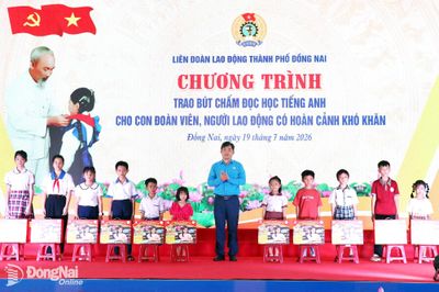 Tuyên dương 471 con công nhân viên chức, lao động 'Học giỏi - Sống tốt' lần thứ I, năm 2026