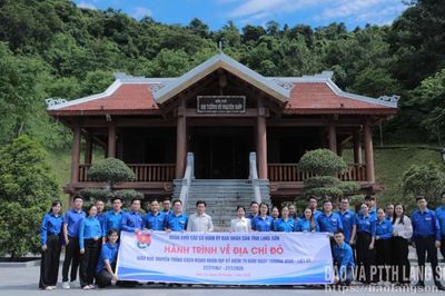 Đoàn khối các cơ quan UBND tỉnh học tập kinh nghiệm tại Sơn La