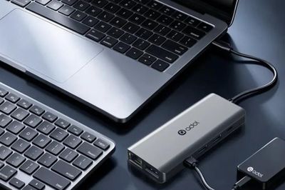 Asus trình làng dock USB-C Adol HC112: 11 cổng kết nối trong thiết kế siêu gọn 81g