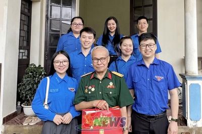 Thăm hỏi, tặng quà thương binh nhân kỷ niệm 79 năm Ngày thương binh, liệt sĩ
