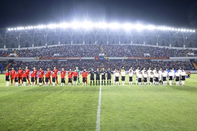 Việt Nam 4-0 Myanmar: 'Mưa bàn thắng' và lời giải cho hàng công của thầy Kim