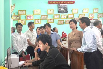 Phường An Cựu ra mắt mô hình 'Nhà văn hóa số'