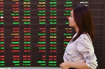 Chứng khoán tuần mới (20/7-25/7): Thanh khoản rơi xuống vùng thấp, dòng tiền đợi chờ tín hiệu mới