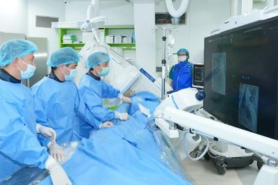 Đưa dịch vụ y tế chất lượng cao về gần dân