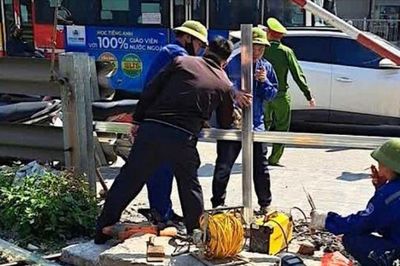 6 tháng: Cả nước xóa 255 lối tự mở qua đường sắt