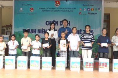 Đoàn Cơ quan Trung ương Đoàn tổ chức Chiến dịch Thanh niên tình nguyện hè tại xã Cần Yên