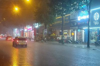 Hà Nội ngày nắng, chiều tối mưa dông trong tuần tới