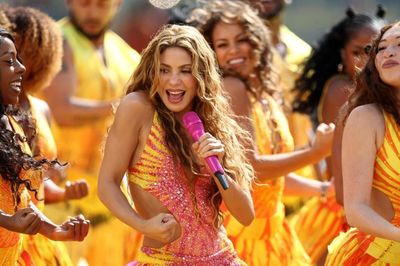 Vẻ ngoài 'đỉnh cao' của Shakira