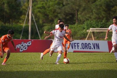 Thể Công Viettel I, PVF và Hà Nội vào tứ kết U17 Quốc gia