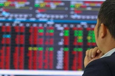 Chứng khoán ngày 20/7: Cổ phiếu lớn bị bán mạnh, VN-Index mất gần 44 điểm
