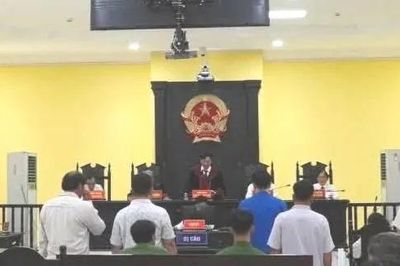 Cà Mau: Hơn 53 năm tù cho các bị cáo trong vụ đưa và nhận hối lộ để đăng kiểm tàu cá