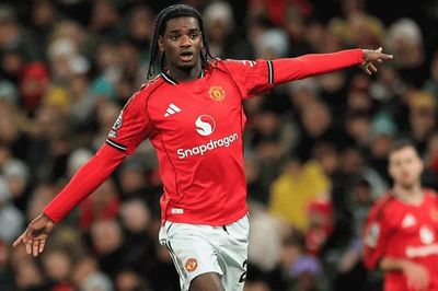 Man United đàm phán chiêu mộ tài năng tuổi teen