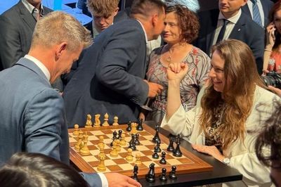 Thủ tướng Hungary đề cử 'nữ hoàng cờ vua' cho cương vị Tổng thống, lý do đằng sau là gì?