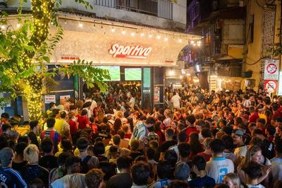 Phố cổ Hà Nội thức trắng cùng chung kết World Cup 2026