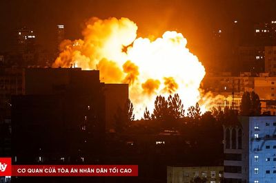 Nga phóng khoảng 40 tên lửa đạn đạo trong đợt tập kích lớn vào Kiev