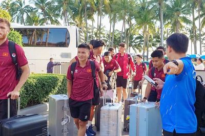 Tuyển Việt Nam đổ bộ Thái Lan, sẵn sàng đấu Timor Leste