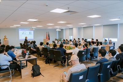 Việt Nam cần chọn đúng 'điểm rơi' để tham gia chuỗi giá trị bán dẫn toàn cầu