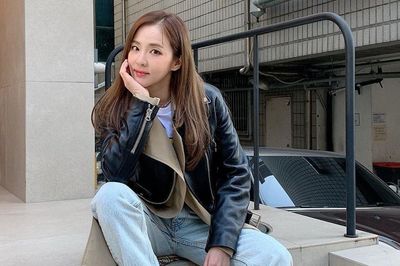 Sandara Park tiết lộ từng yêu đương không gặp mặt suốt nhiều năm vì lệnh cấm hẹn hò của 2NE1